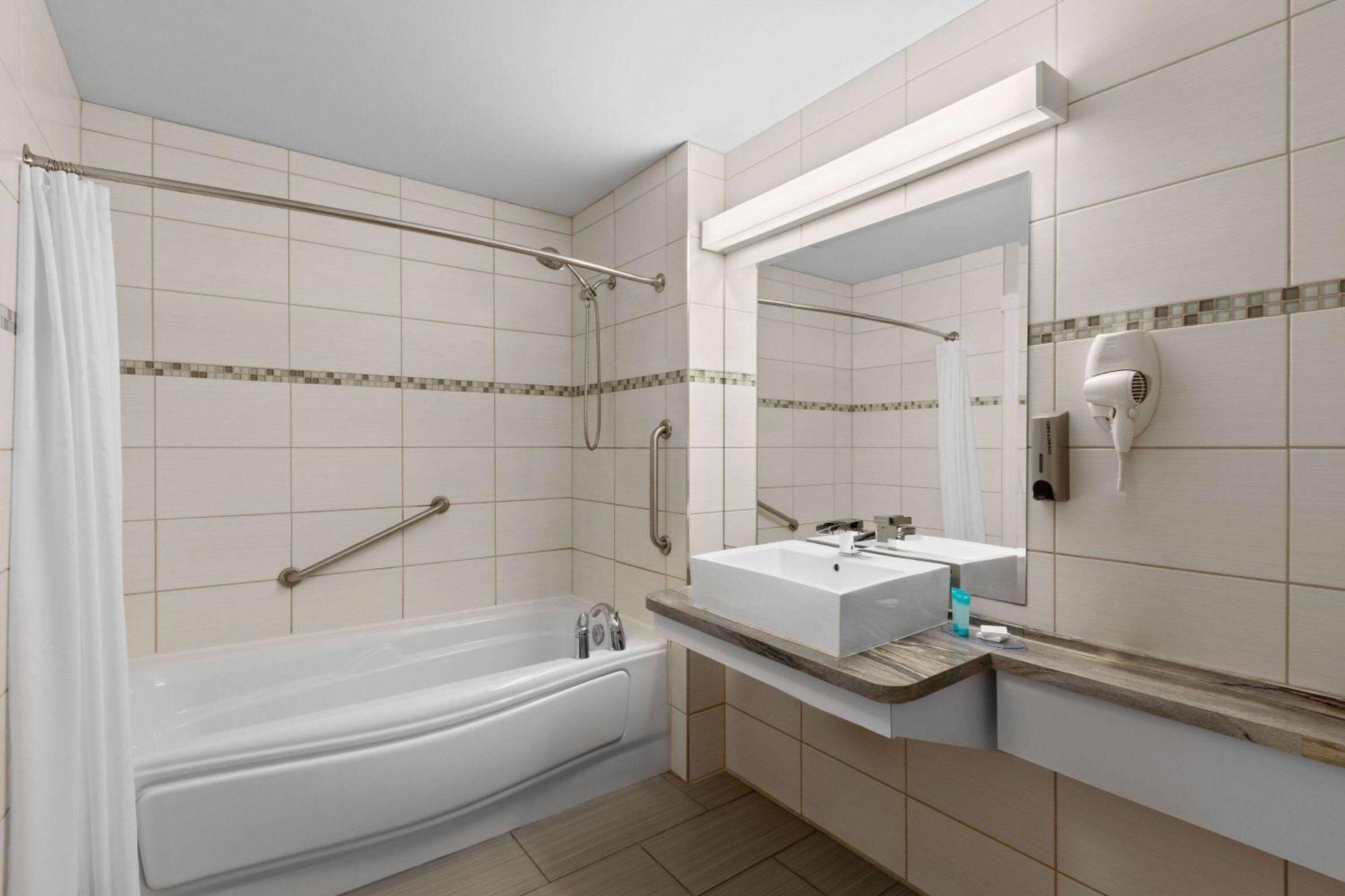 Travelodge By Wyndham