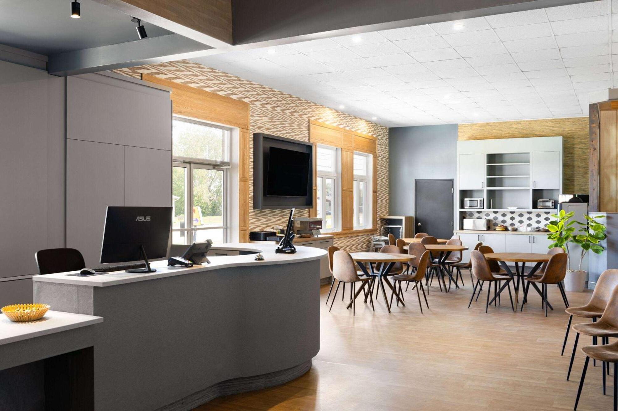 Hotel Travelodge By Wyndham Roberval