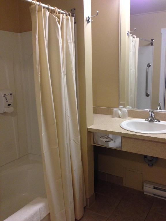 Travelodge By Wyndham Hotel 3*
